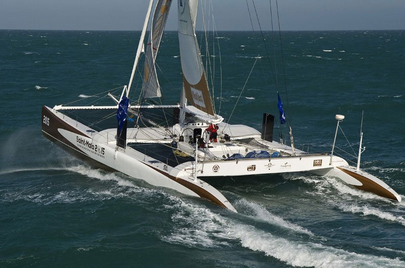 catamaran de course a vendre