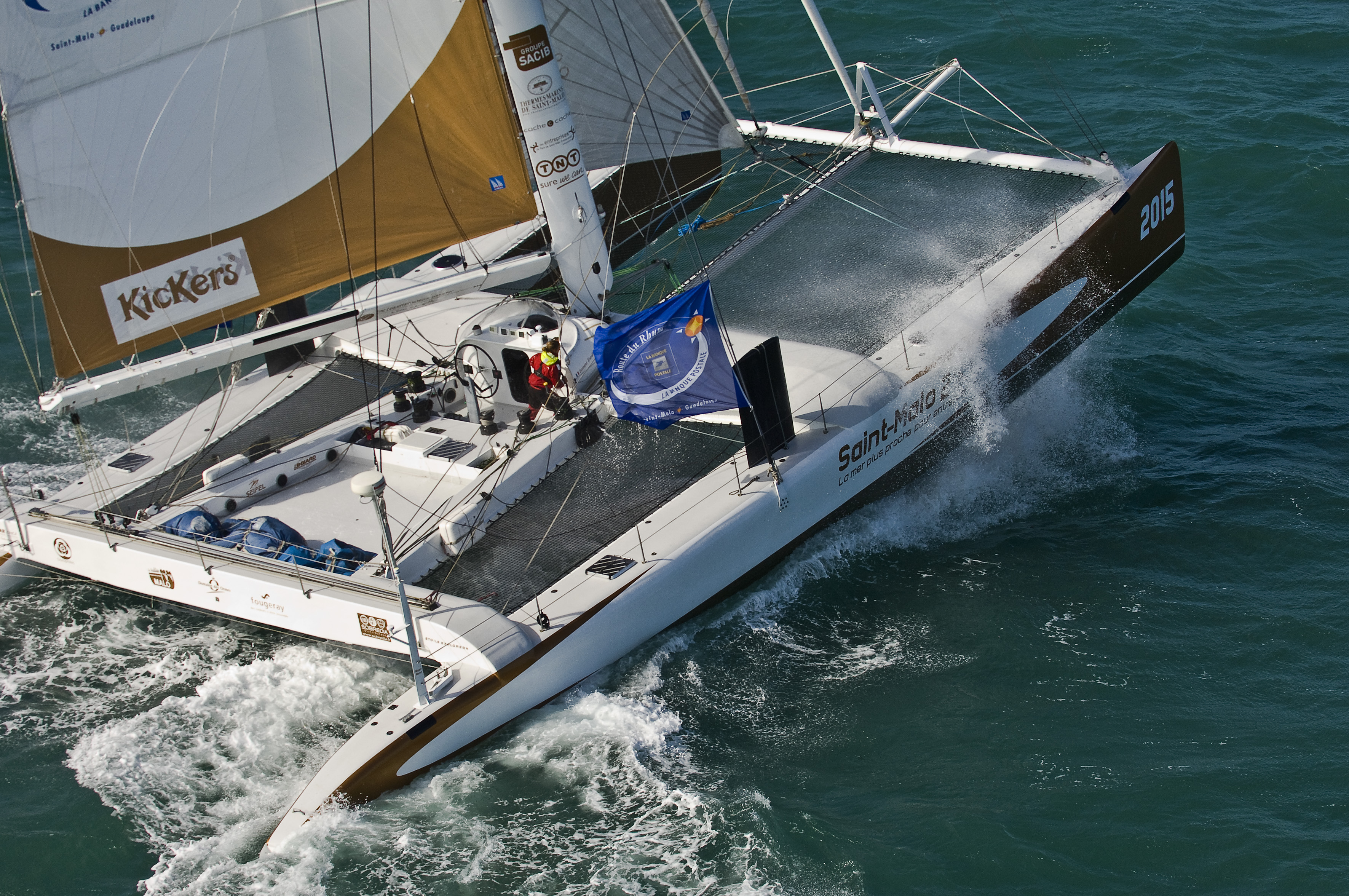 catamaran de course a vendre