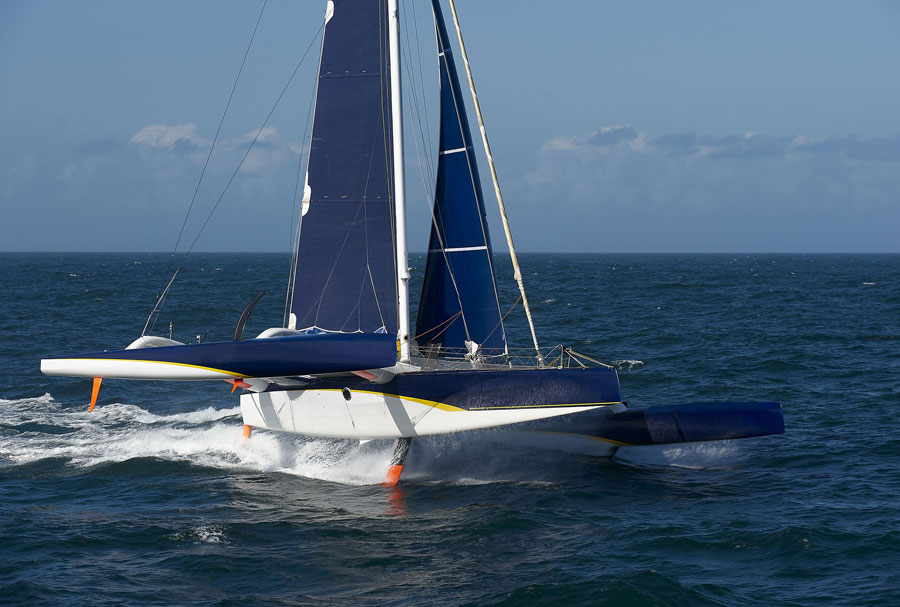 Trimaran de course Ultim 77 pieds Emotion (ex Gitana 11) - Sensation Océan