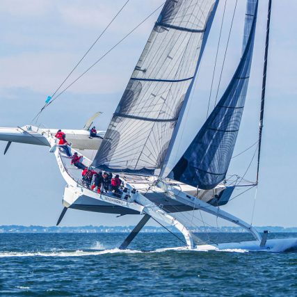 trimarans de course